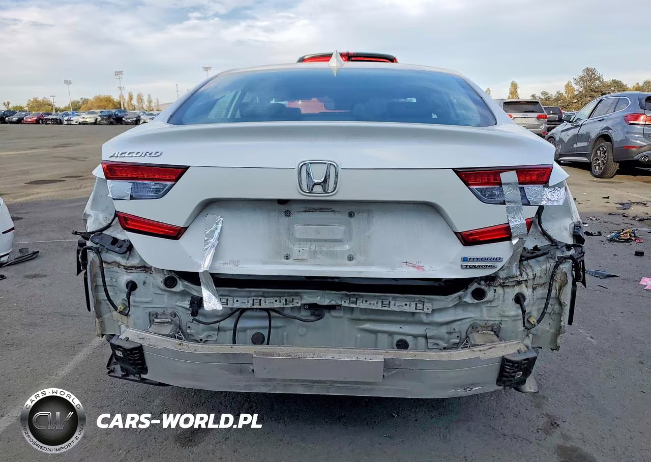 2018 Honda Accord Touring Hybrid VIN:1HGCV3F94JA006001 - 6