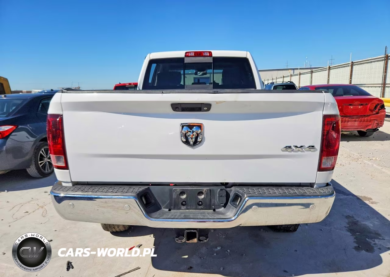 2017 Ram 2500 Longhorn VIN:3C6UR5GL5HG588982 - 6