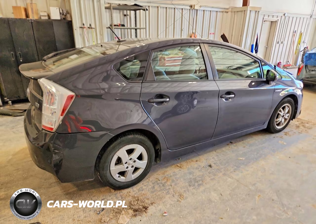 2011 Toyota Prius Two VIN:JTDKN3DU4B5329265 - 3