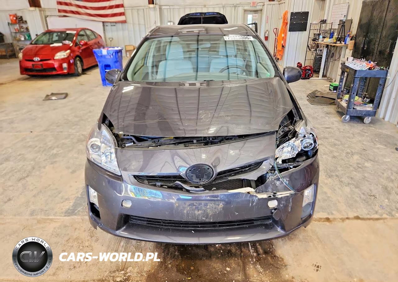 2011 Toyota Prius Two VIN:JTDKN3DU4B5329265 - 5