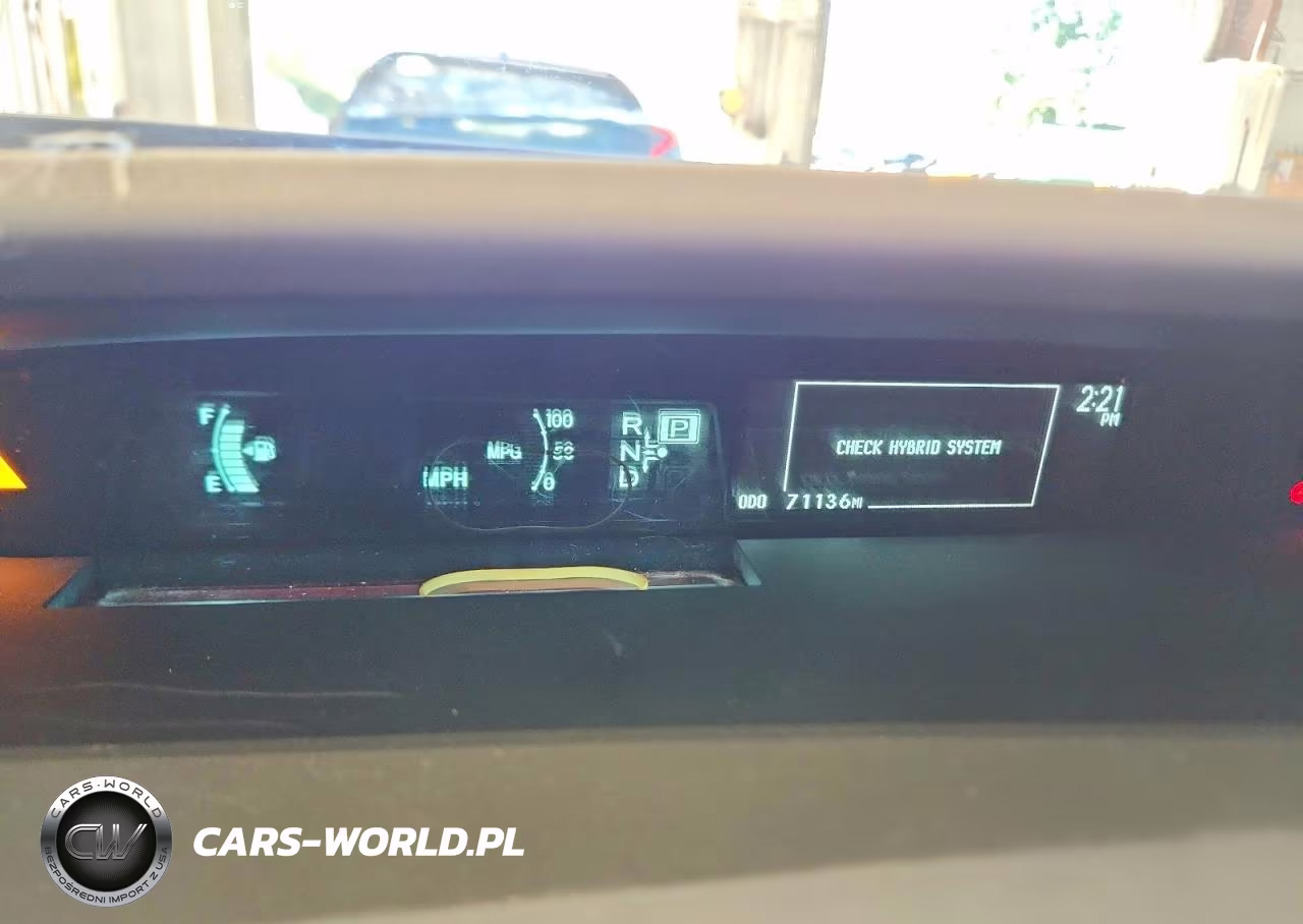 2011 Toyota Prius Two VIN:JTDKN3DU4B5329265 - 9