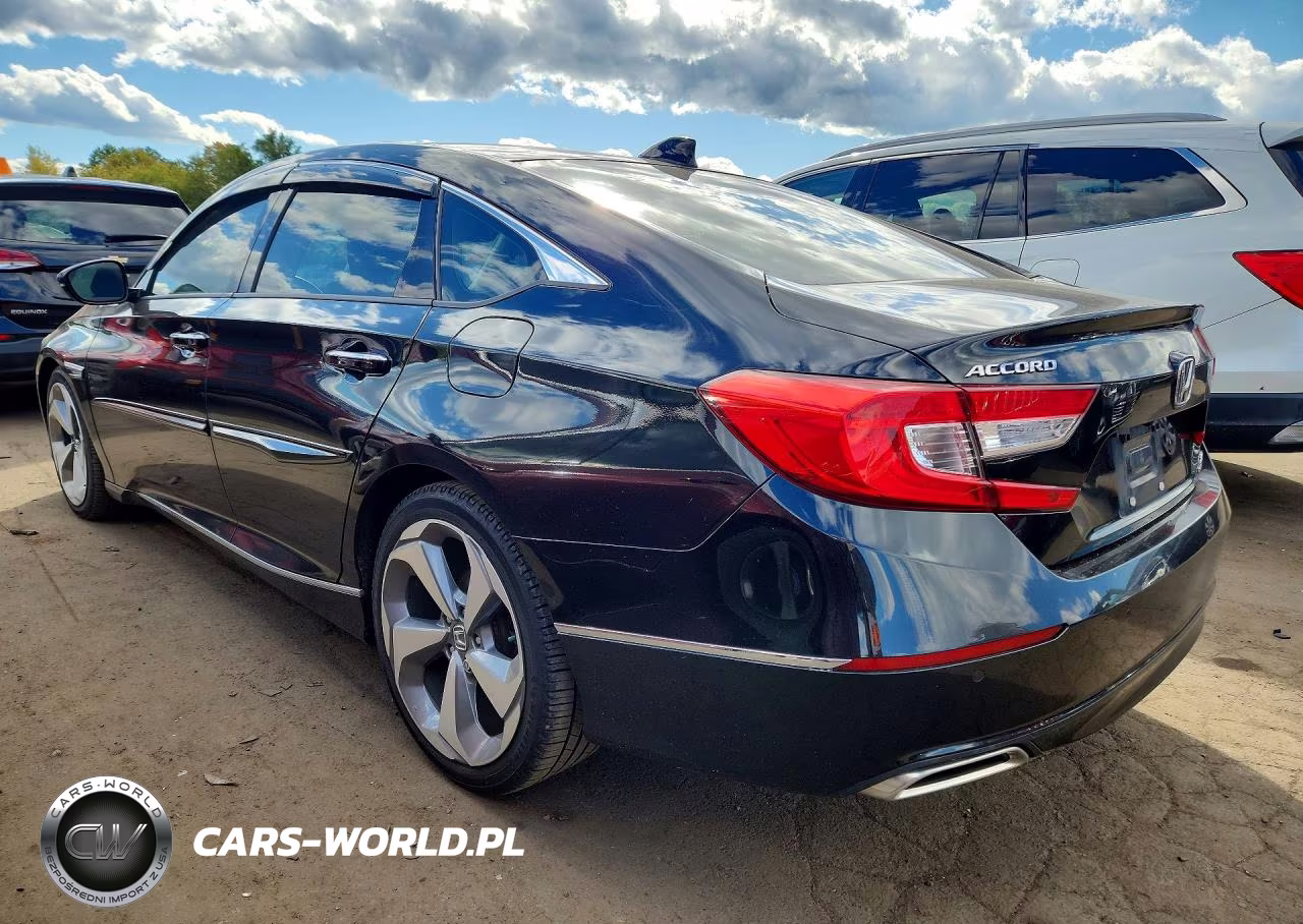2018 Honda Accord Touring VIN:1HGCV2F99JA004920 - 2