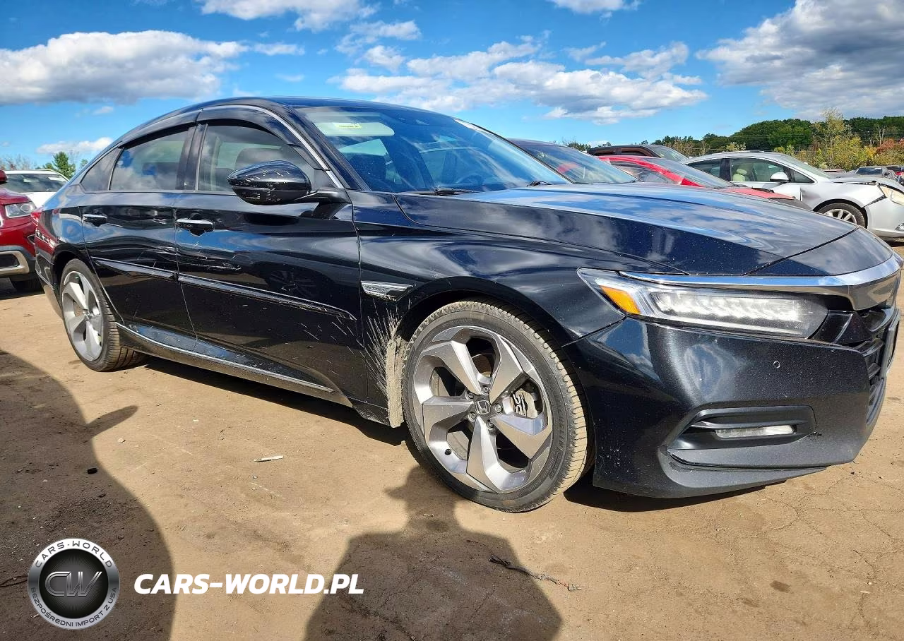 2018 Honda Accord Touring VIN:1HGCV2F99JA004920 - 4