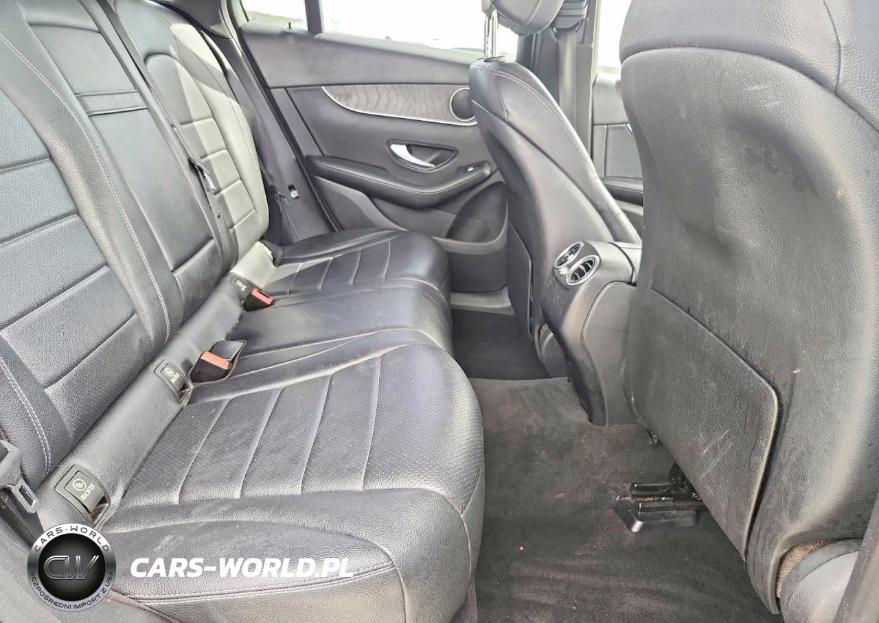 2018 Mercedes-Benz Glc 300 4Matic VIN:WDC0G4KB2JV075394 - 11