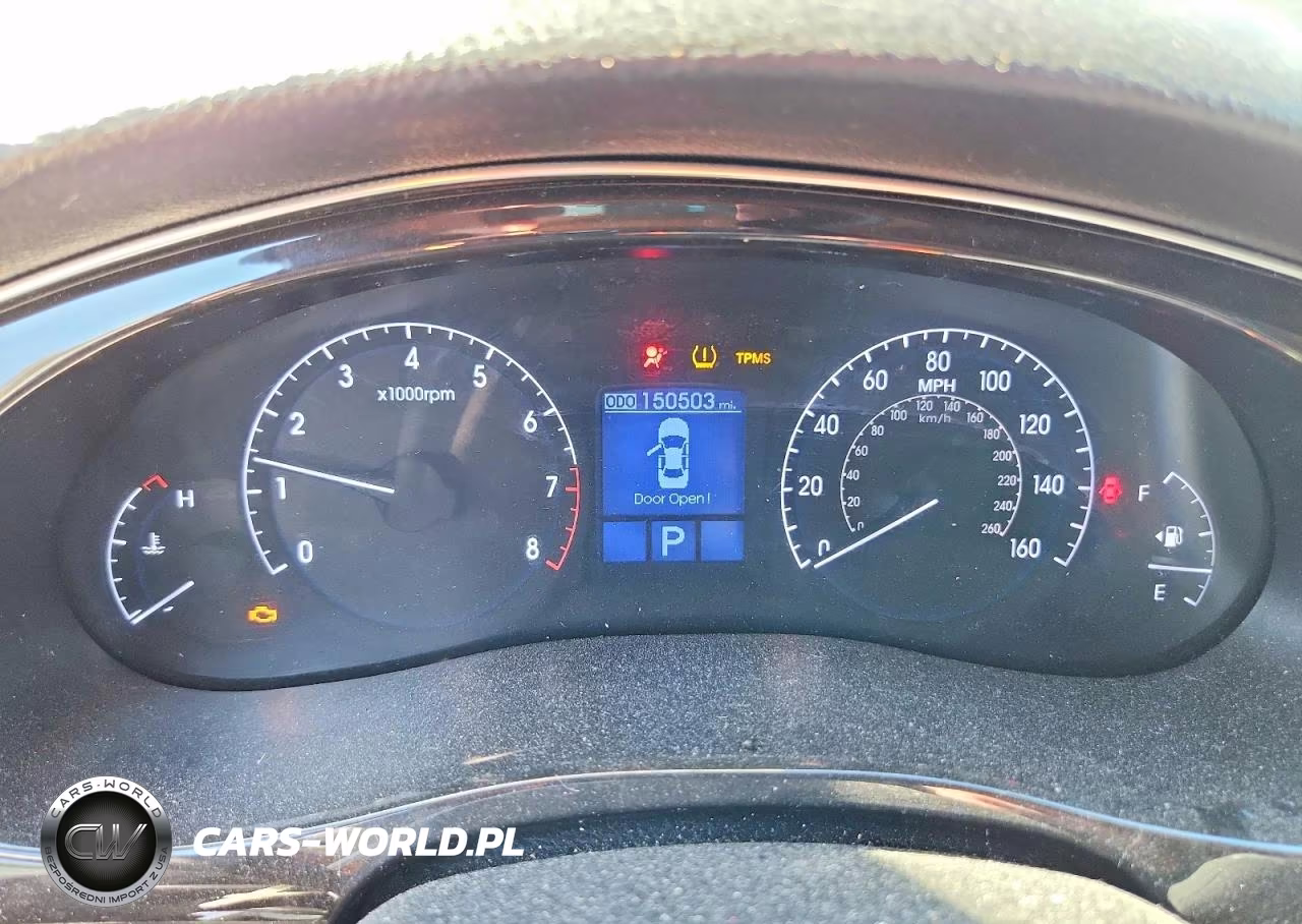 2013 Hyundai Genesis 3.8L VIN:KMHGC4DD9DU221925 - 9