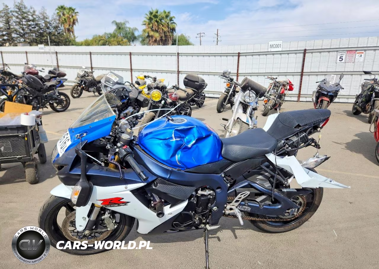 2012 Suzuki Gsx750 VIN:JS1GR7MA3C2100693 - 3