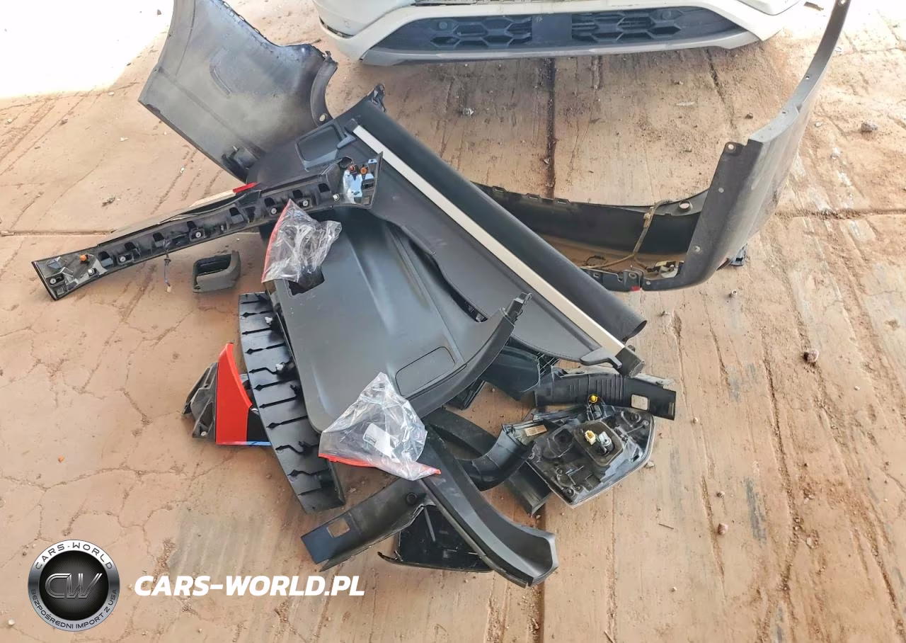 2020 Subaru Forester Sport VIN:JF2SKAMC7LH590931 - 13