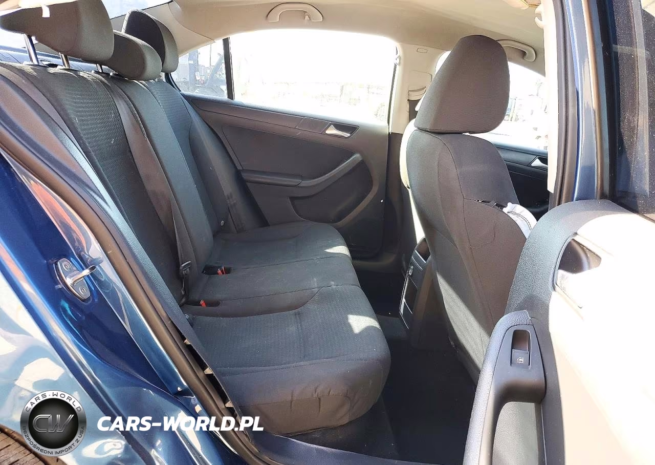 2015 Volkswagen Jetta Base VIN:3VW2K7AJ9FM303204 - 10