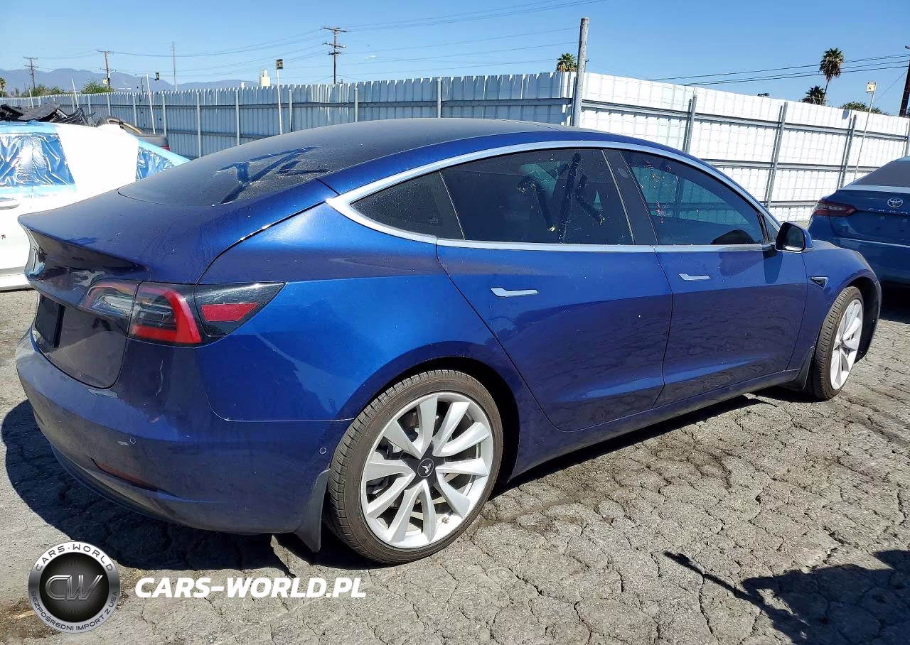 2020 Tesla Model 3 VIN:5YJ3E1EAXLF806276 - 3