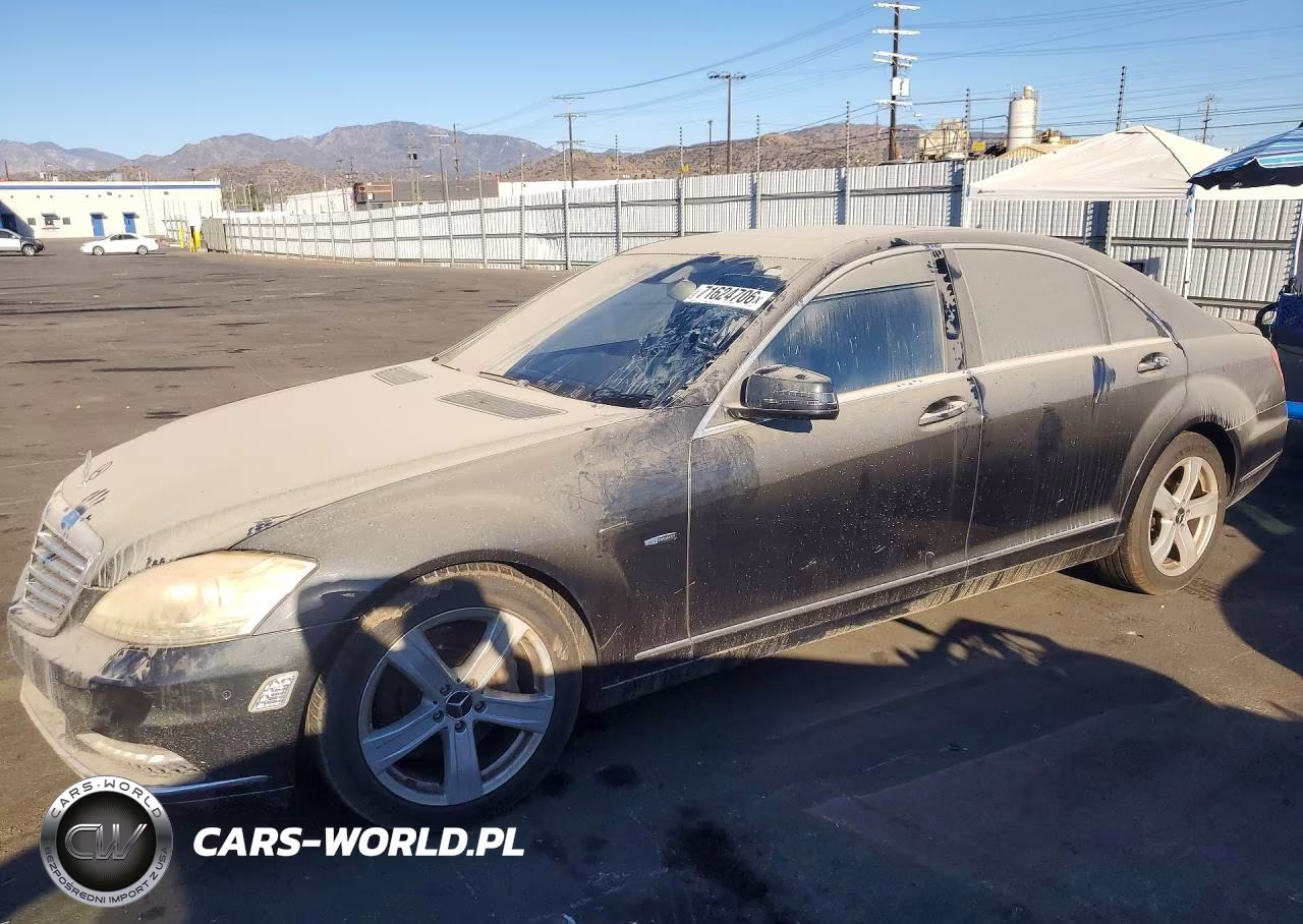 2012 Mercedes-Benz S 550 4Matic