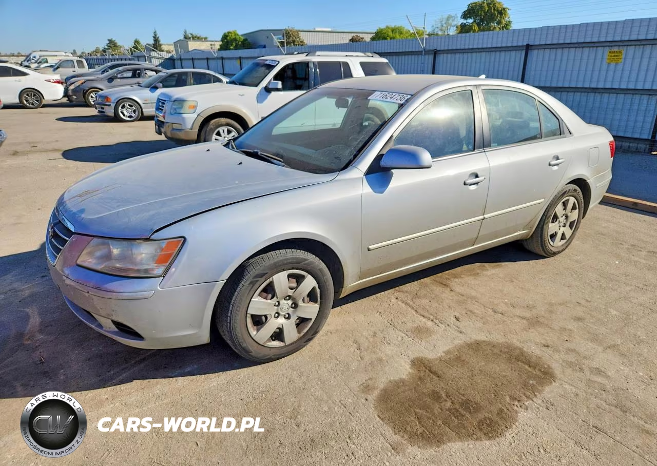 Auto z USA 5NPET4AC3AH641323