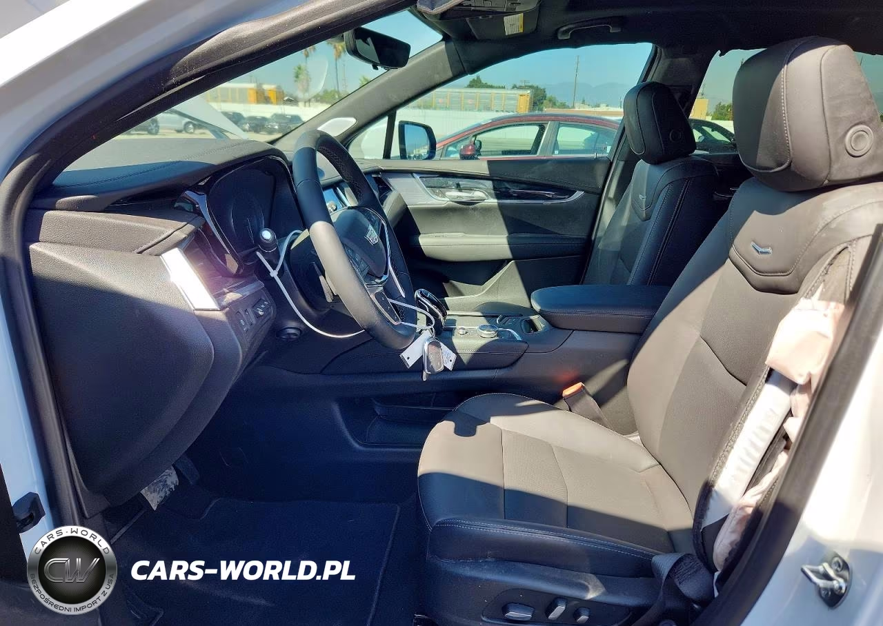 2026 Cadillac Xt5 Premium Luxury VIN:1GYKNDRS7TZ118059 - 7