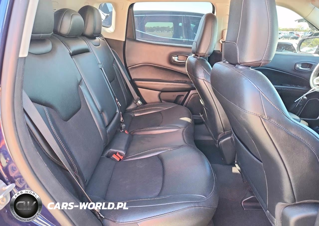 2020 Jeep Compass Latitude VIN:3C4NJDBB0LT252122 - 11