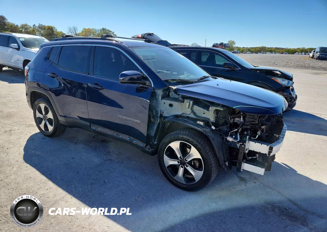 2020 Jeep Compass Latitude VIN:3C4NJDBB0LT252122 - 4