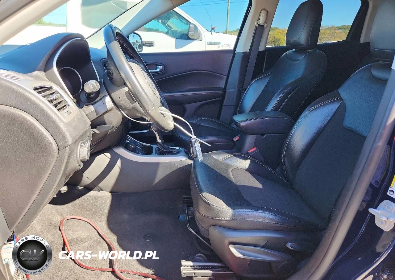 2020 Jeep Compass Latitude VIN:3C4NJDBB0LT252122 - 7