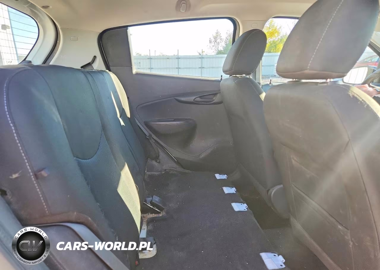 2022 Chevrolet Spark 1Lt VIN:KL8CD6SA8NC010798 - 10