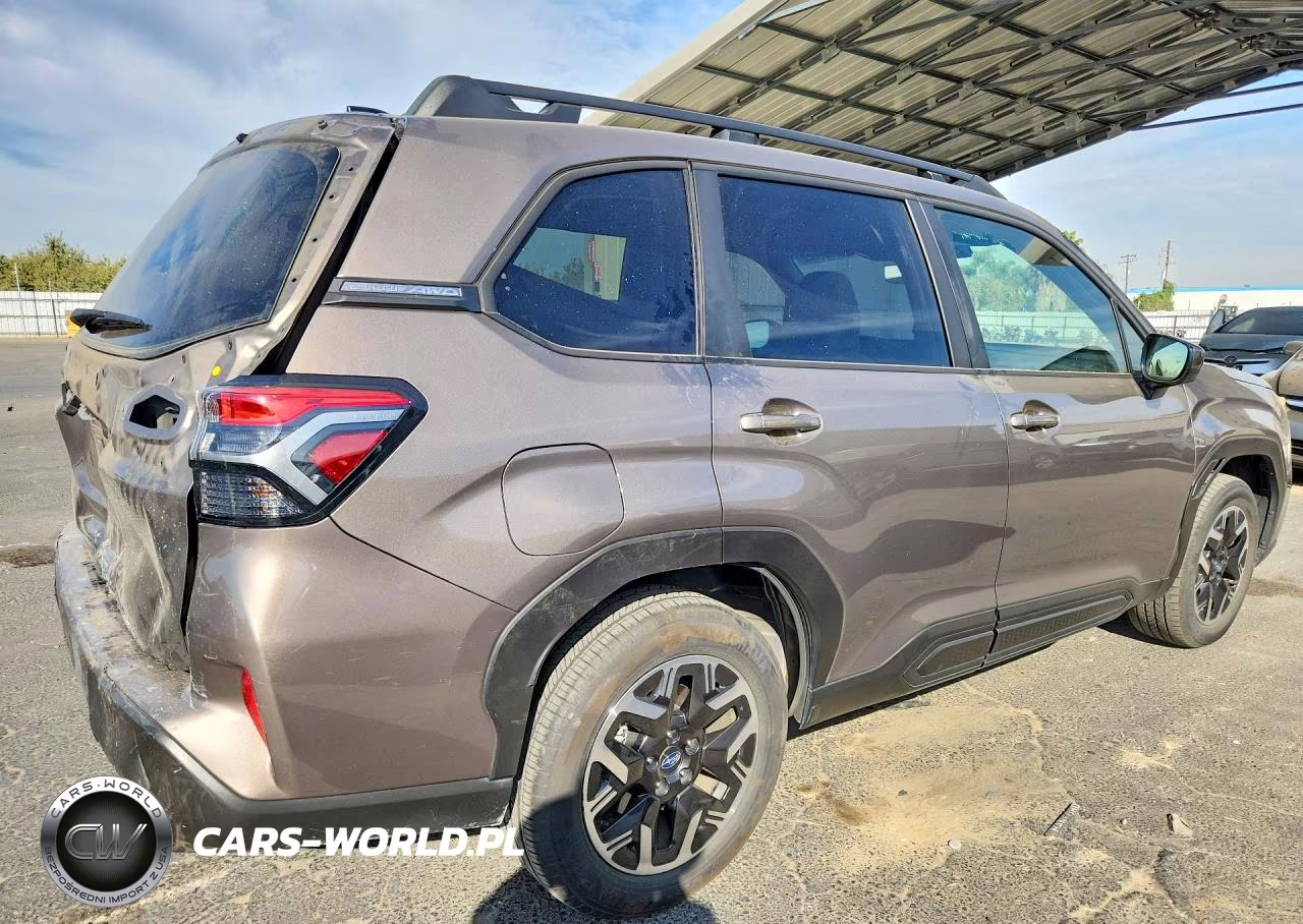 2025 Subaru Forester Premium VIN:JF2SLDDC4SH412309 - 3