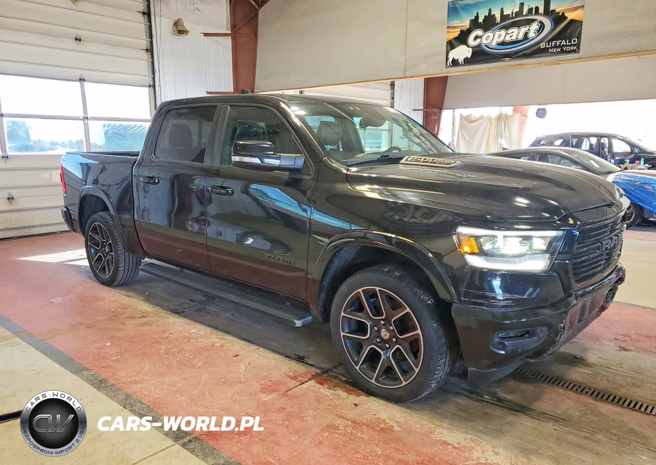 2019 Ram 1500 Laramie VIN:1C6SRFJT3KN781359 - 4