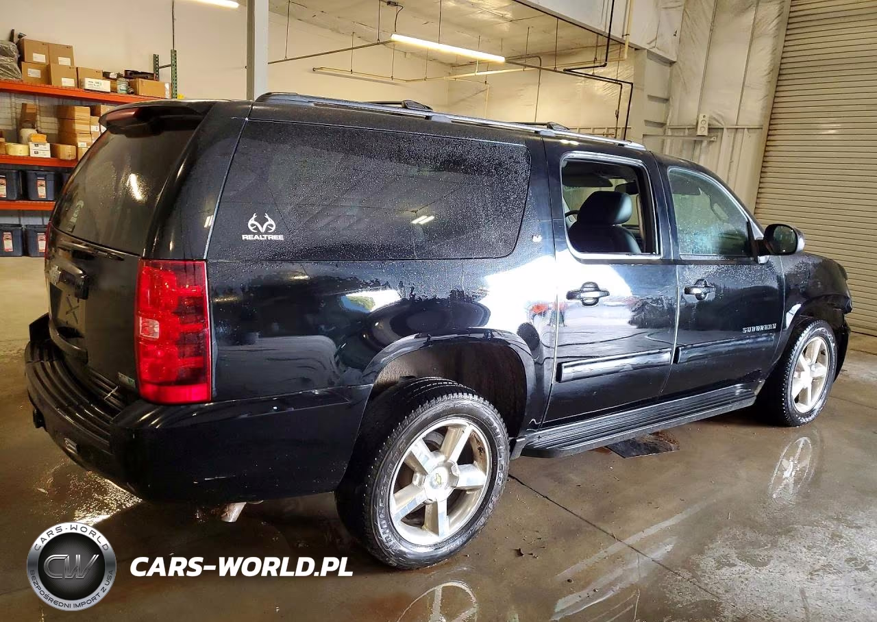 2011 Chevrolet Suburban C1500 Lt VIN:1GNSCJE05BR294421 - 3