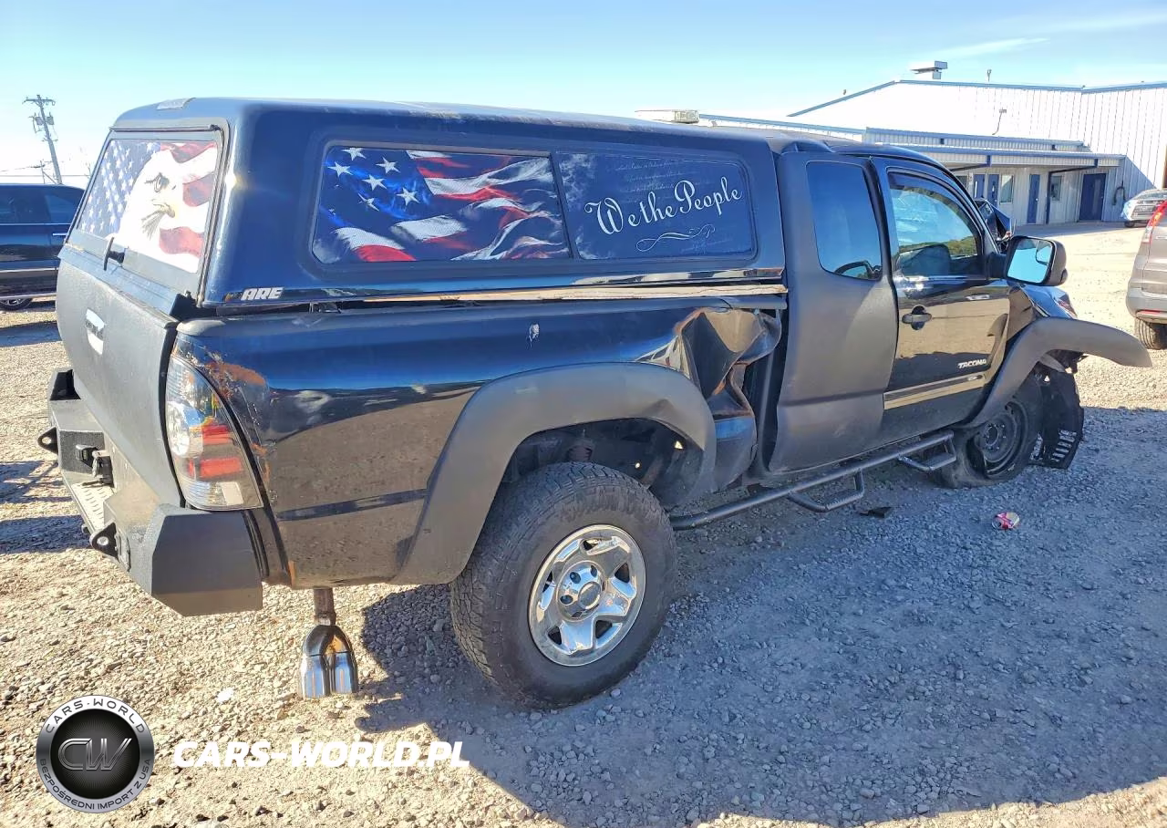 2015 Toyota Tacoma Base VIN:5TFUX4EN1FX031427 - 3