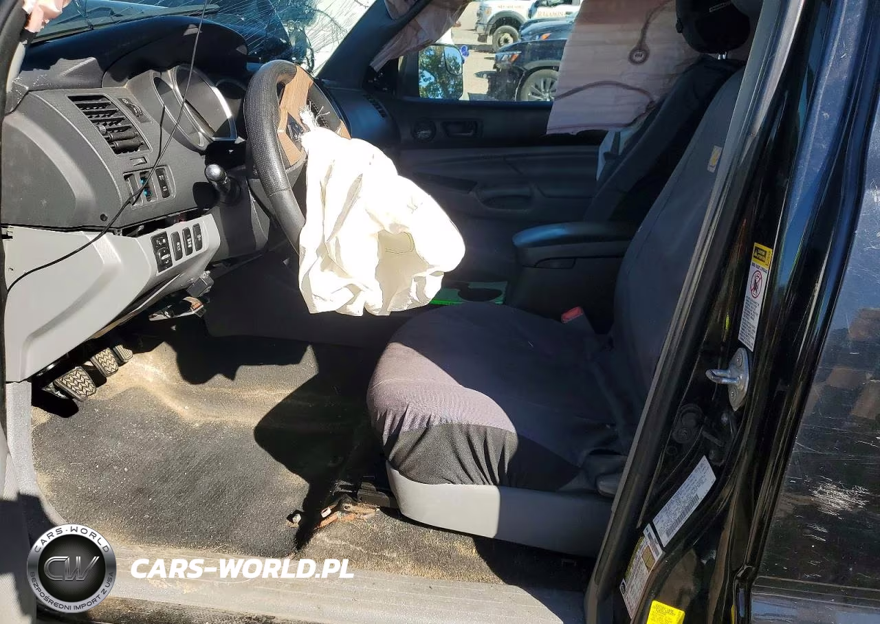 2015 Toyota Tacoma Base VIN:5TFUX4EN1FX031427 - 7