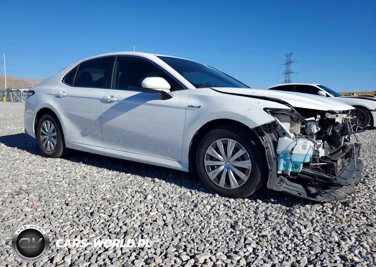 2020 Toyota Camry Le VIN:4T1C31AK9LU527358 - 4