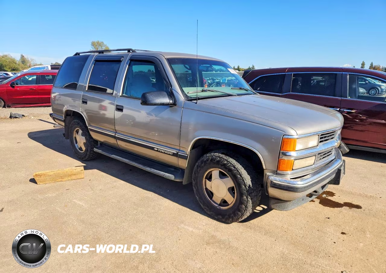 1999 Chevrolet Tahoe K1500 VIN:1GNEK13R9XJ504722 - 4