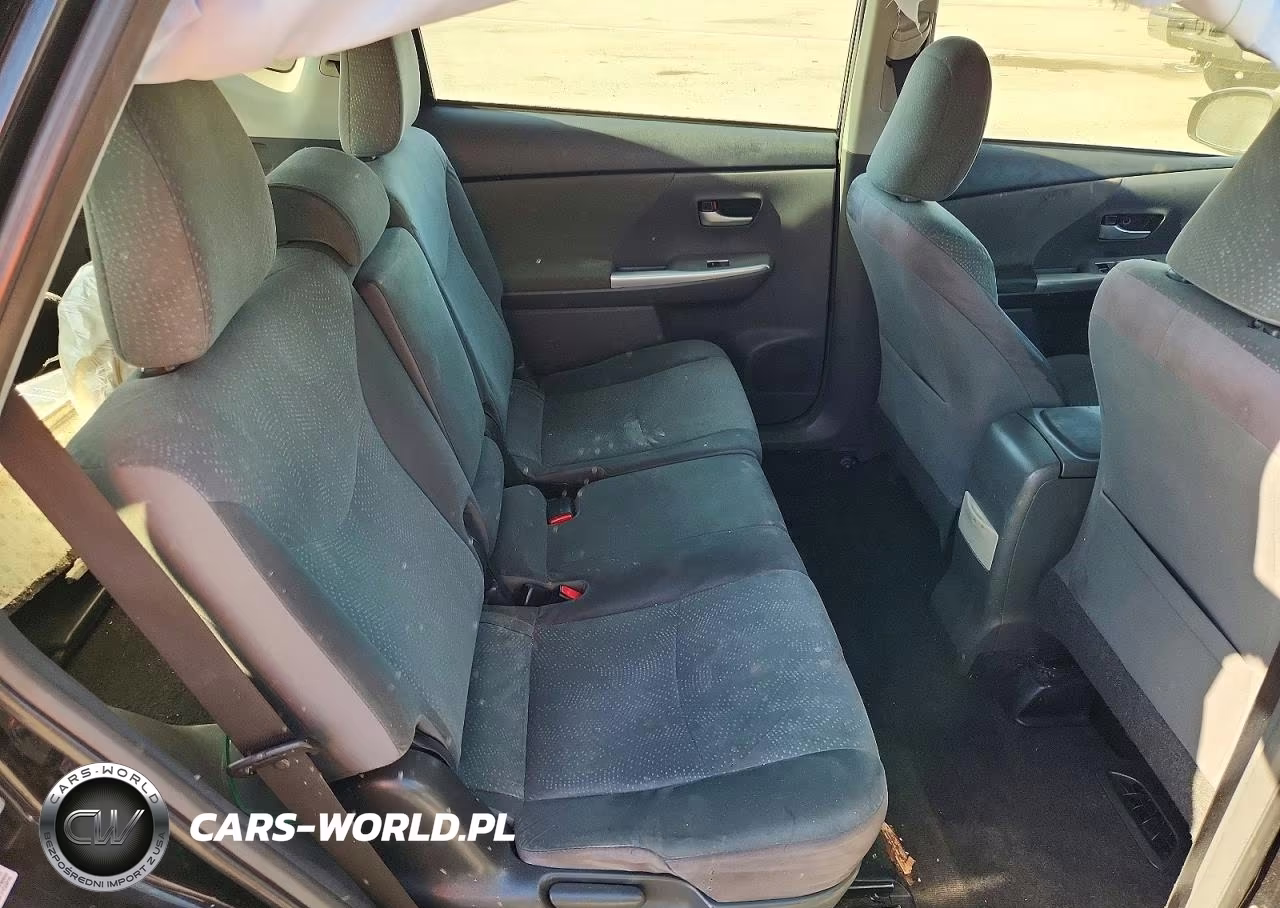 2014 Toyota Prius V Two VIN:JTDZN3EU3EJ000355 - 10