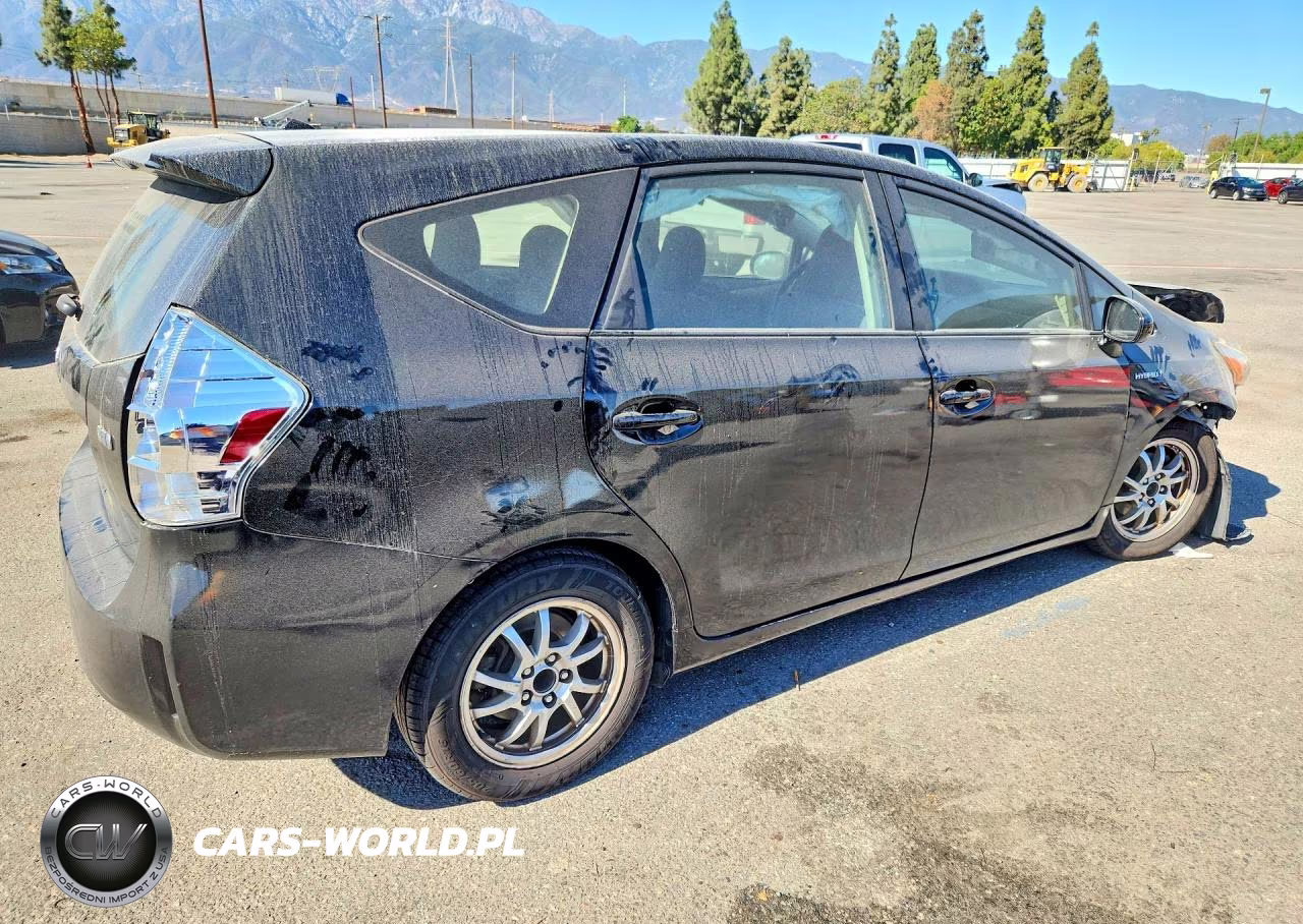 2014 Toyota Prius V Two VIN:JTDZN3EU3EJ000355 - 3