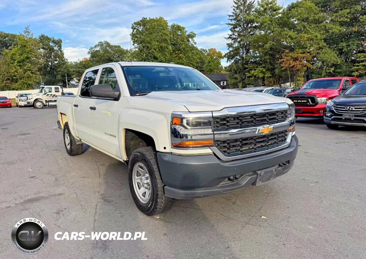 2017 Chevrolet Silverado K1500 VIN:3GCUKNECXHG303015 - 4
