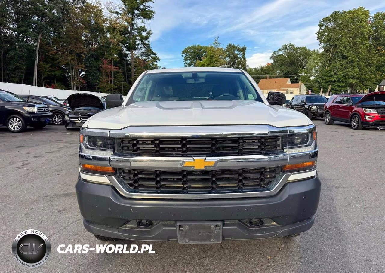 2017 Chevrolet Silverado K1500 VIN:3GCUKNECXHG303015 - 5