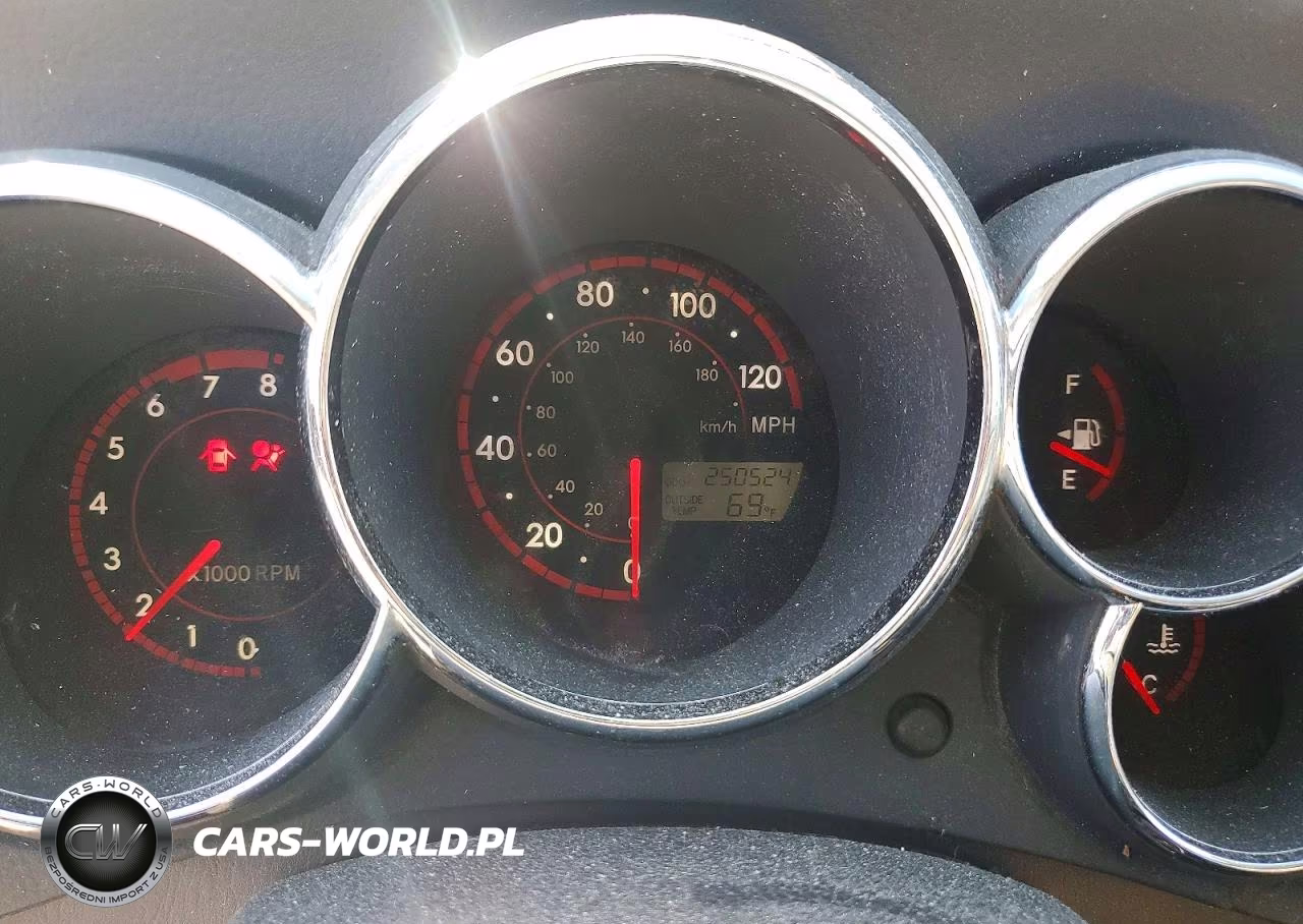2008 Pontiac Vibe VIN:5Y2SL65838Z406105 - 9
