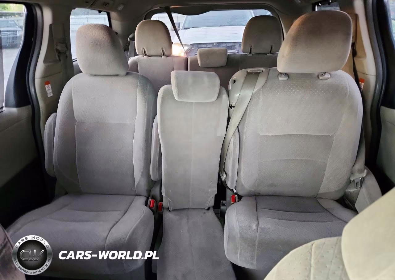 2015 Toyota Sienna Le VIN:5TDKK3DC9FS577611 - 10