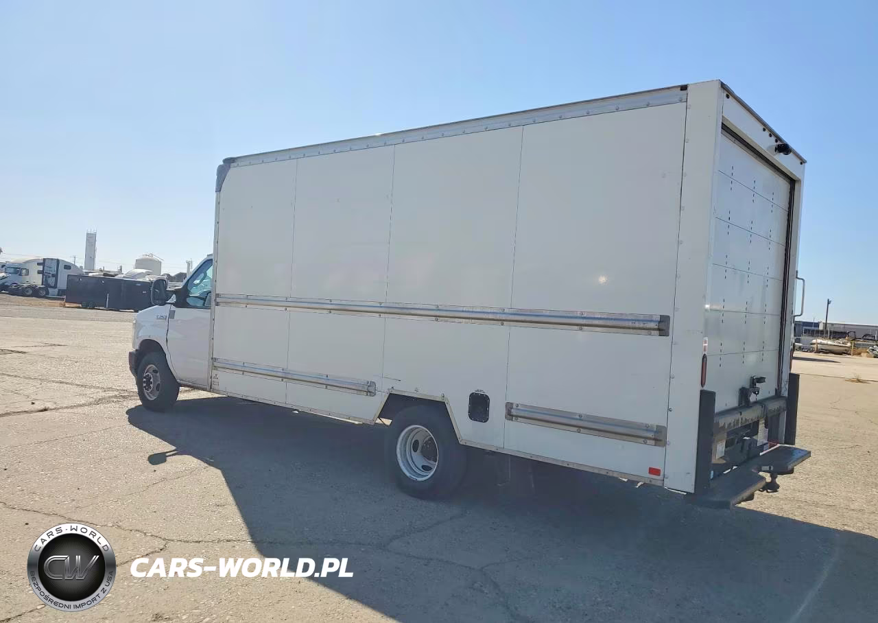 2022 Ford Econoline - Box Truck VIN:1FDWE3FN8NDC09062 - 2