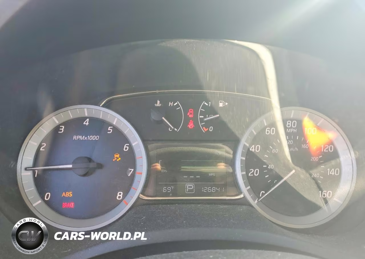 2015 Nissan Sentra Sl VIN:3N1AB7AP1FY241375 - 9