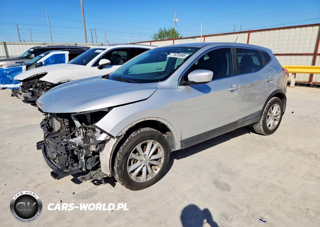 2017 Nissan Rogue Sport S