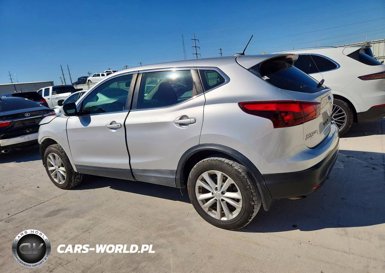2017 Nissan Rogue Sport S VIN:JN1BJ1CP7HW013523 - 2
