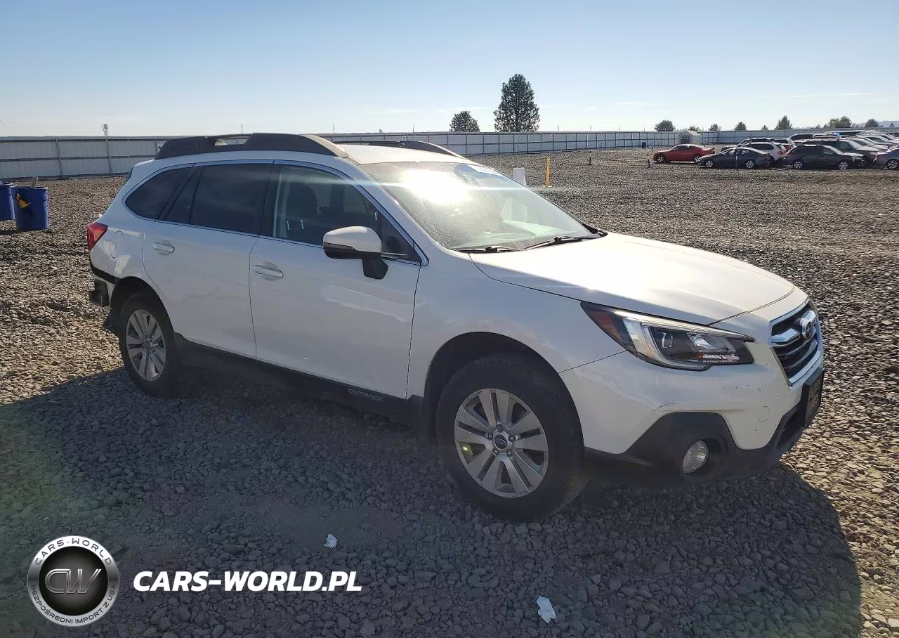 2019 Subaru Outback 2.5I Premium VIN:4S4BSAFCXK3328856 - 4