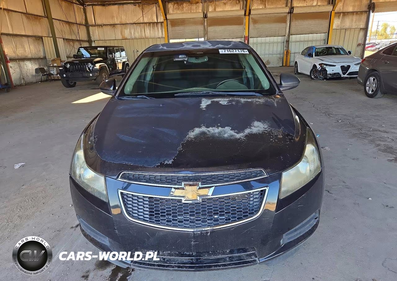 2014 Chevrolet Cruze Lt VIN:1G1PC5SB3E7485744 - 5