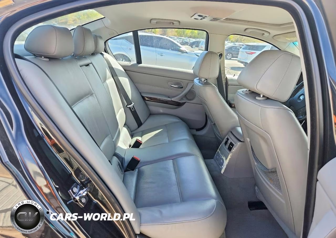 2006 BMW 330 Xi VIN:WBAVD33596KV65490 - 10