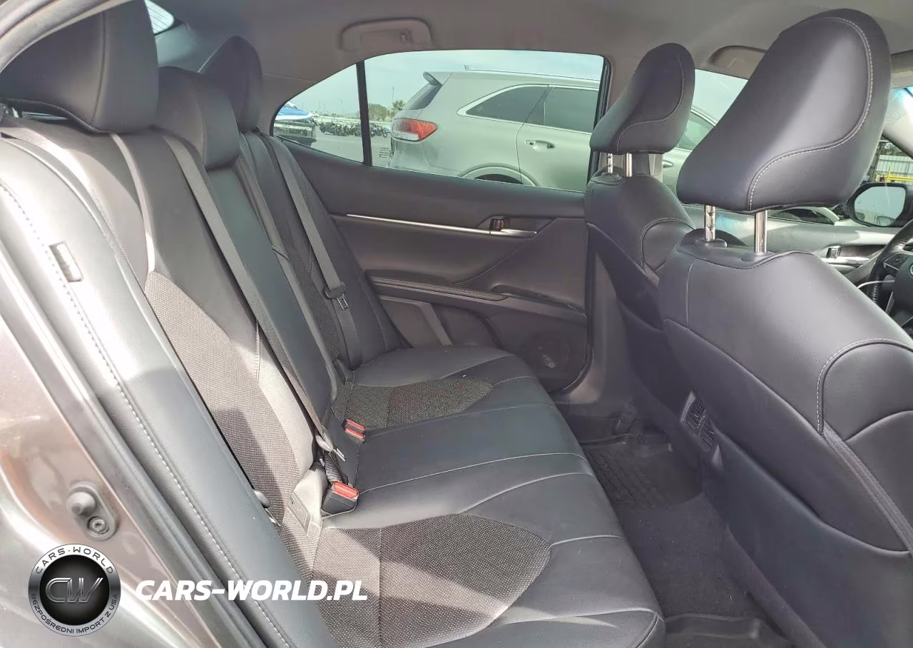 2020 Toyota Camry Xse VIN:4T1K61AK5LU866525 - 10