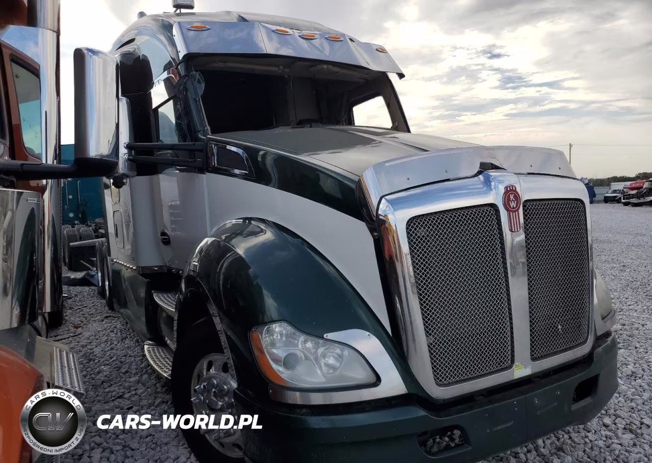 2017 Kenworth T680 Semi Truck