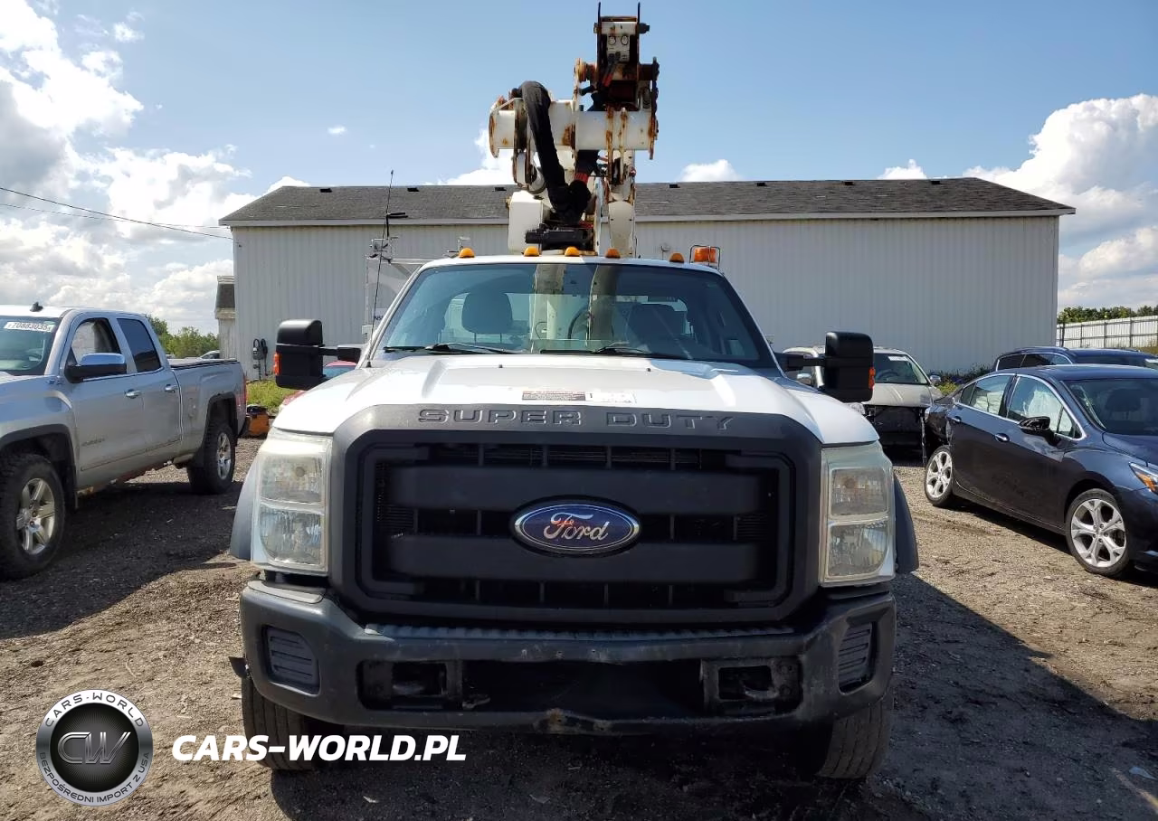 2016 Ford F550 Super Duty VIN:1FDUF5GT9GEB00278 - 5