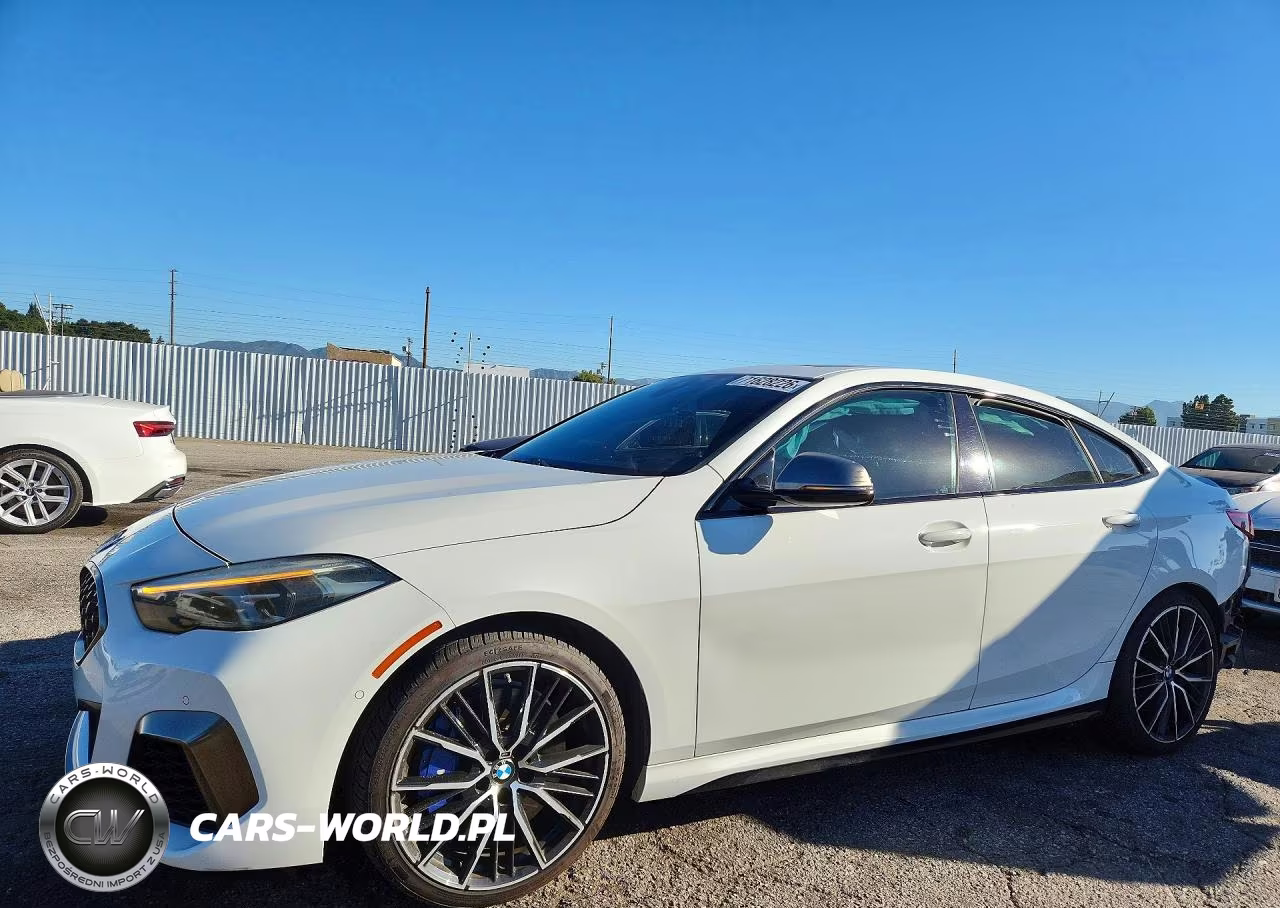 2020 BMW M235Xi – zdjęcie 1 z 13