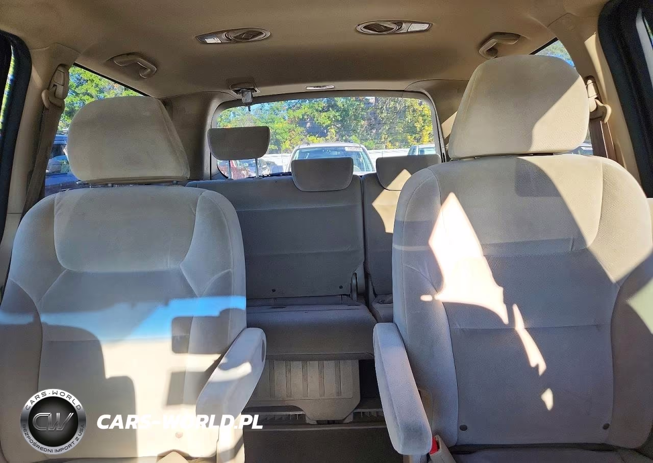 2008 Honda Odyssey Lx VIN:5FNRL38288B103556 - 10