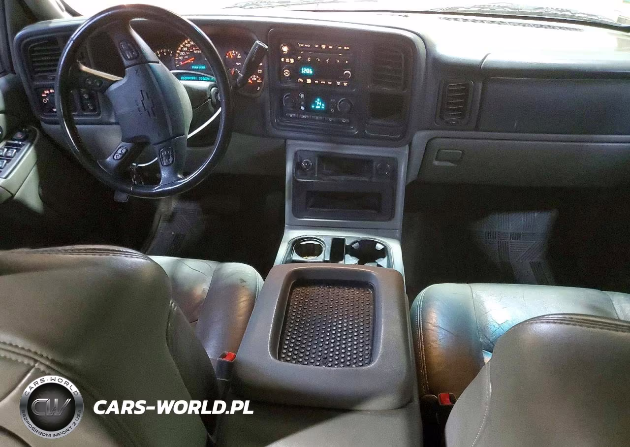 2004 Chevrolet Suburban K1500 VIN:3GNFK16Z84G309871 - 8