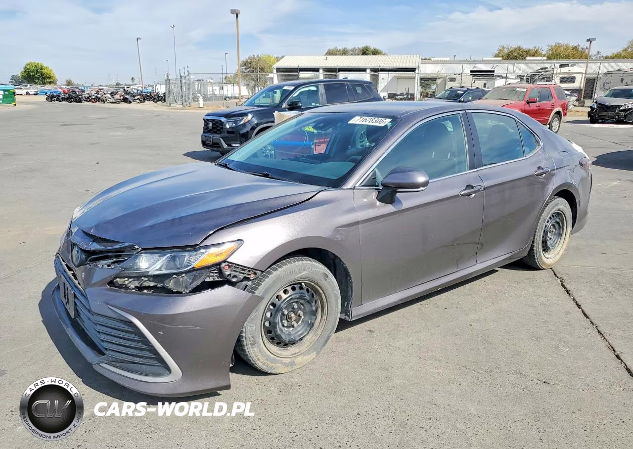 2023 Toyota Camry Le