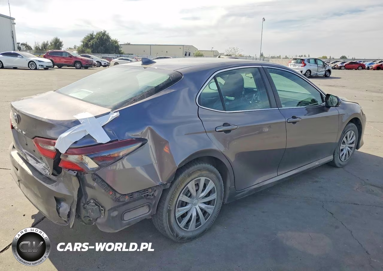 2023 Toyota Camry Le VIN:4T1C31AK8PU609944 - 3