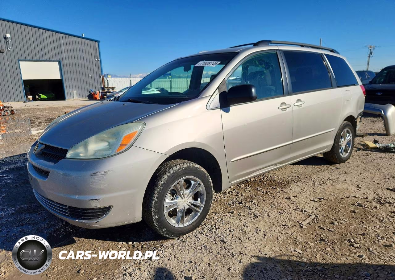 2004 Toyota Sienna Le 8 Passenger