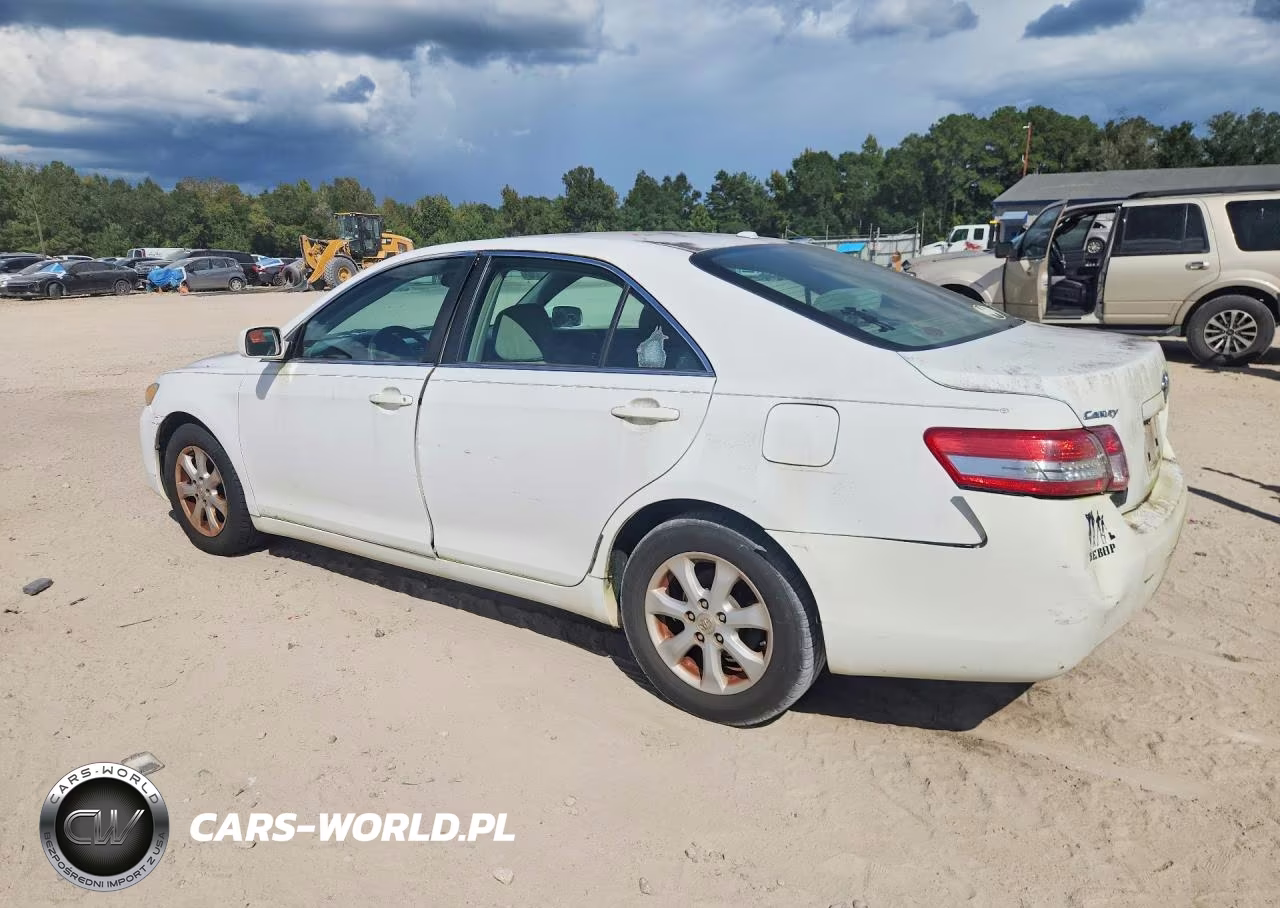 2010 Toyota Camry Le VIN:4T1BF3EK6AU576118 - 2